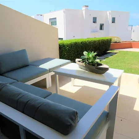 Casa Menezes Apartment Lourinha (Lisbon)